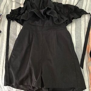 Strapless ruffled romper in linen tie in back